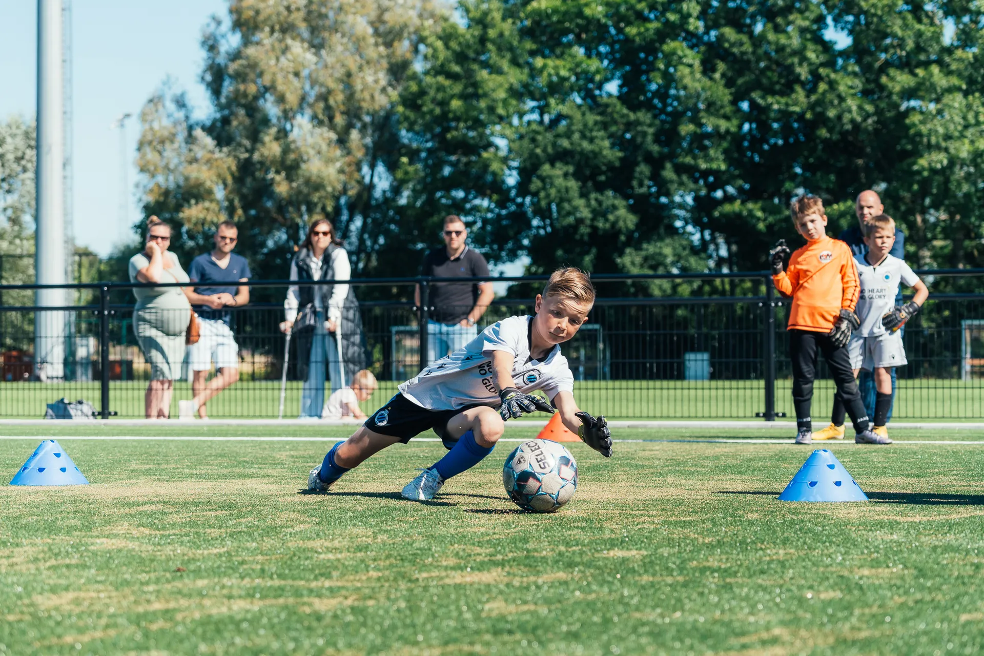 <strong>Goalkeeper </strong>Experience<strong> Days</strong>