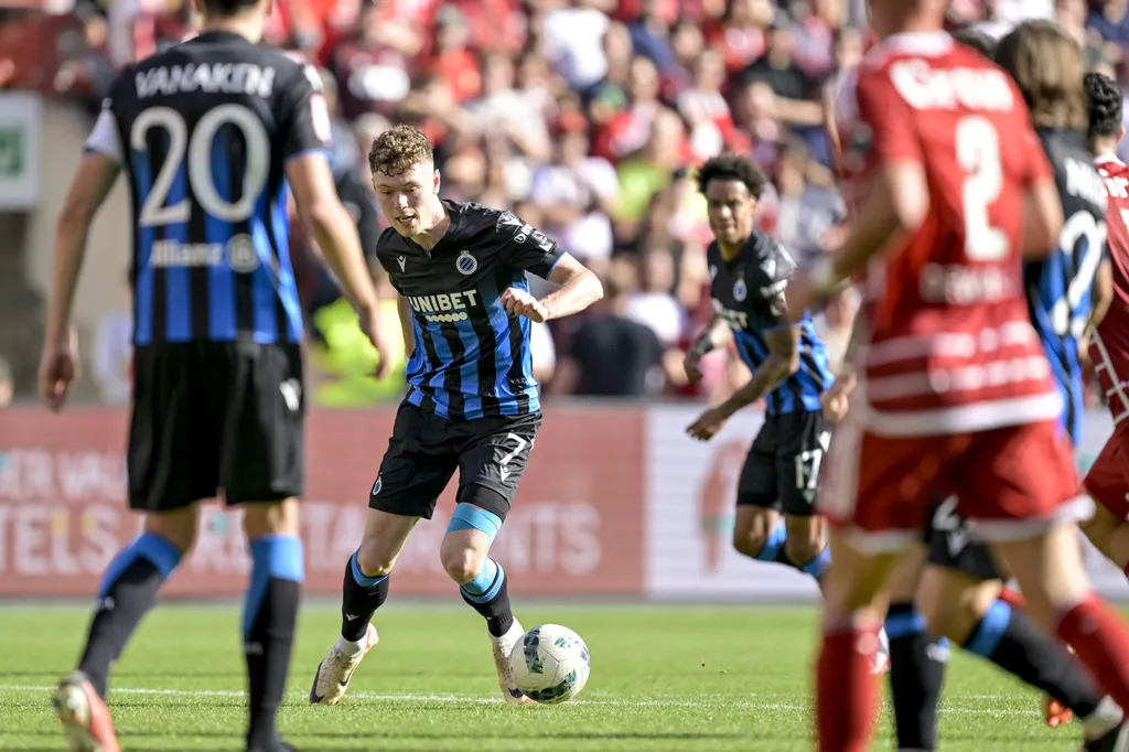 <p>Skov Olsen bracht Club op het einde verdiend langszij!</p>