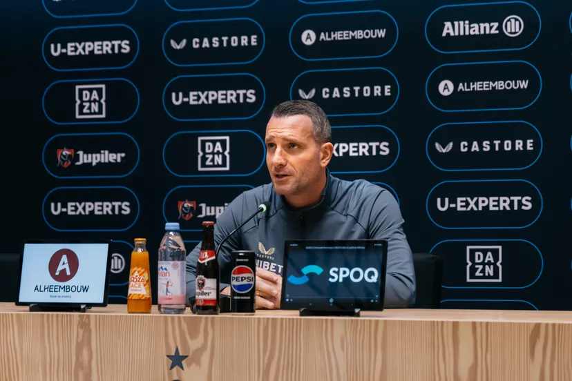 Persconferentie Nicky Hayen voor Anderlecht - Club