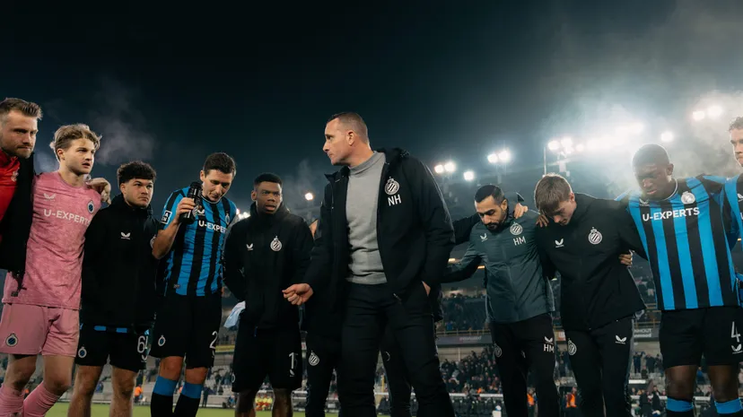 Alves en Akpala versterken staf eerste elftal