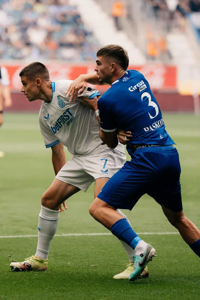 Blauw-Zwart speelt 1-1 gelijk in 'Slag om Vlaanderen'