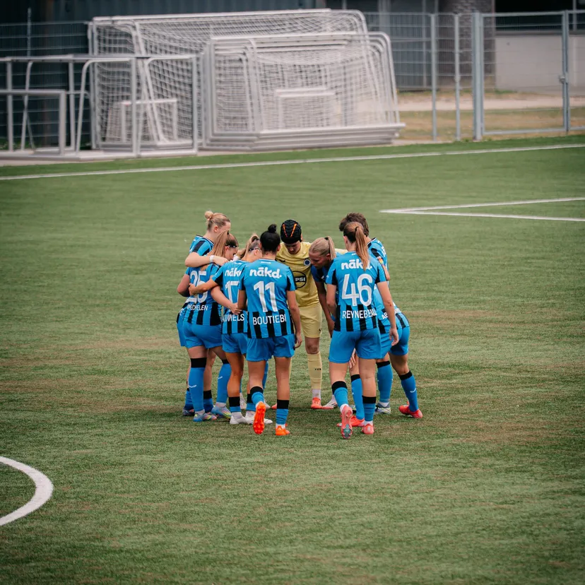 De voorbereiding van Club YLA