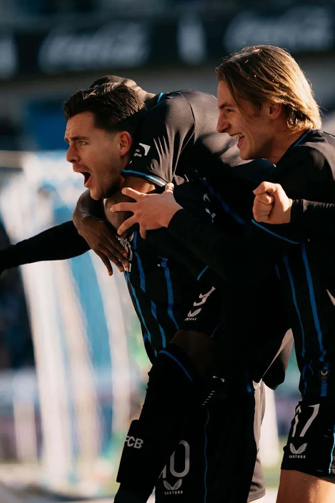 Blauw-Zwart pakt volle buit in Genk na spectaculaire match!