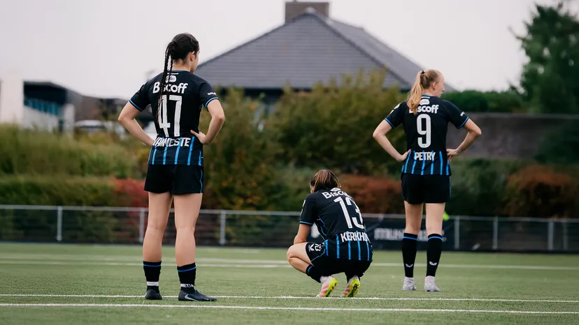 Club YLA en KRC Genk Ladies delen de punten