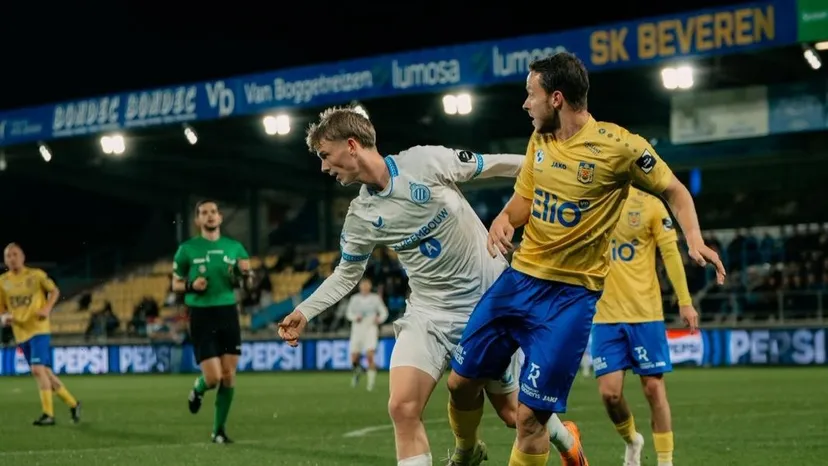 Club NXT verliest met 2-1 van competitieleider SK Beveren
