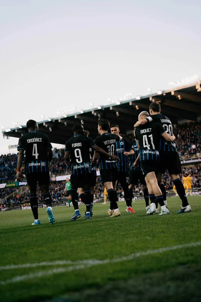 Blauw-Zwart boekt ruime zege tegen KV Mechelen!