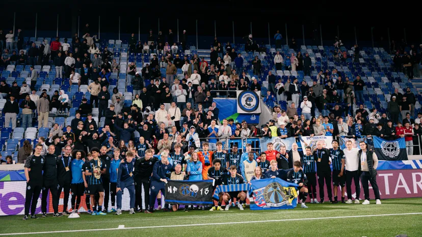 CLUB NXT U19 VERLIEST DE FINALE MET OPGEHEVEN HOOFD