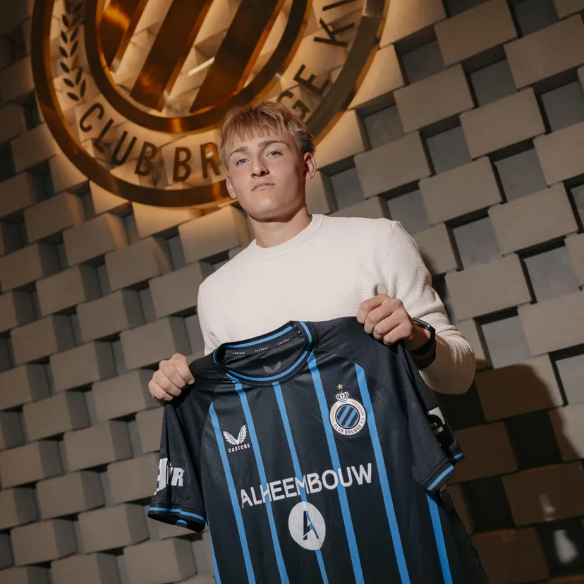 Léni Strouwen tekent contract tot 2027 bij Club NXT