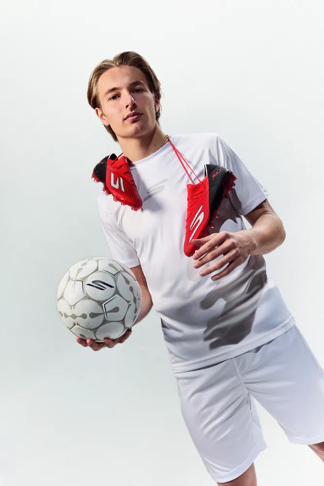 Gameday Partner: Absolute Teamsports - Skechers