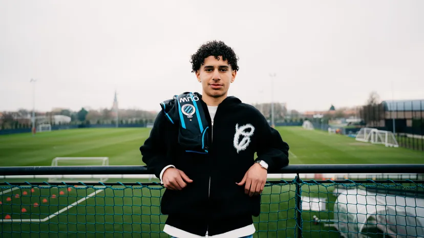Mohamed Elbay verlengt bij Club NXT U23 tot 2029
