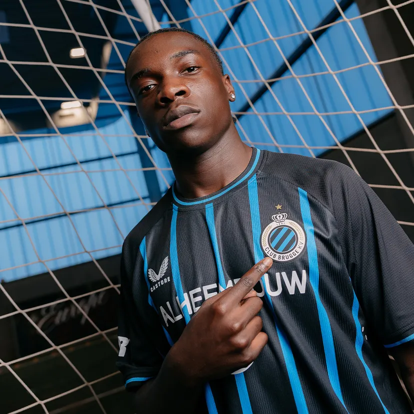 Chris Grombahi tekent bij Club NXT