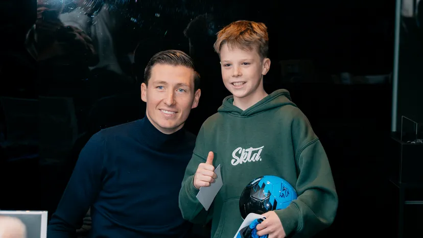 Kom vanavond naar de signeersessie in de Club Shop & City Shop