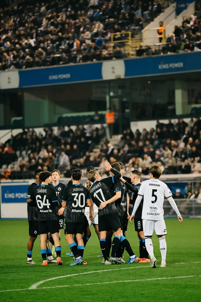 Skov Olsen bezorgt Blauw-Zwart de volle buit tegen OHL