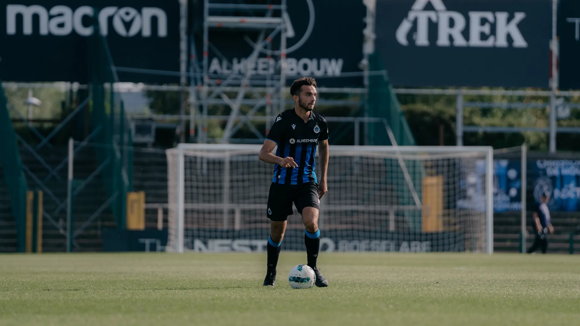 Club NXT U23 Strandt Op Een 2-2 Gelijk Spel Tegen Patro Eisden ...