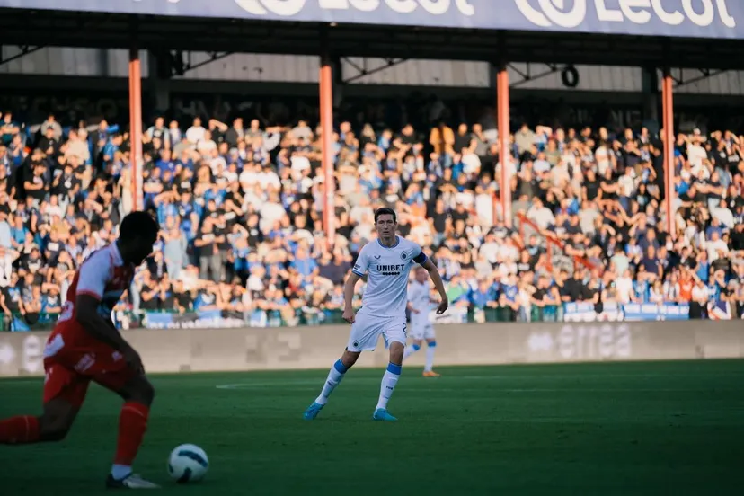 Blauw-Zwart boekt vierde zege op rij na 0-3 winst tegen KV Kortrijk!