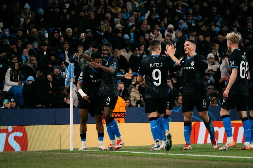 Blauw-Zwart verliest, maar plaatst zich wel voor de Play-Offs van de UEFA Champions League!