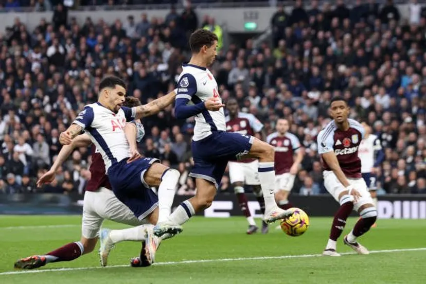 Aston Villa gaat met 4-1 onderuit in Tottenham Stadium