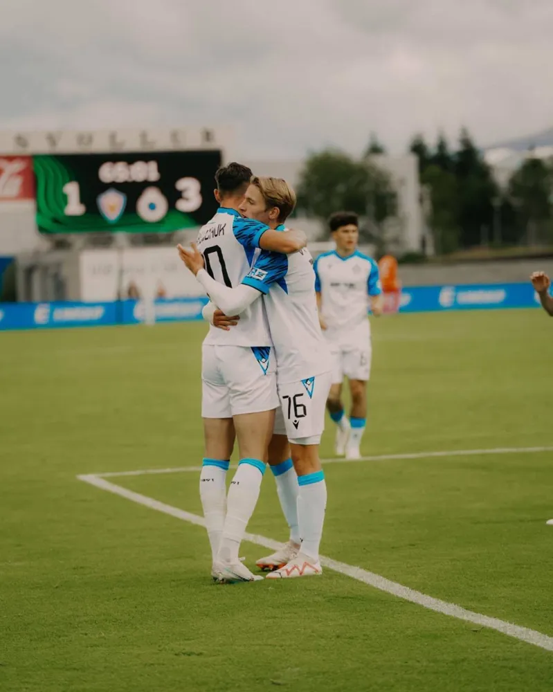 <p>Yaremchuk scored a second-half hat-trick.</p>